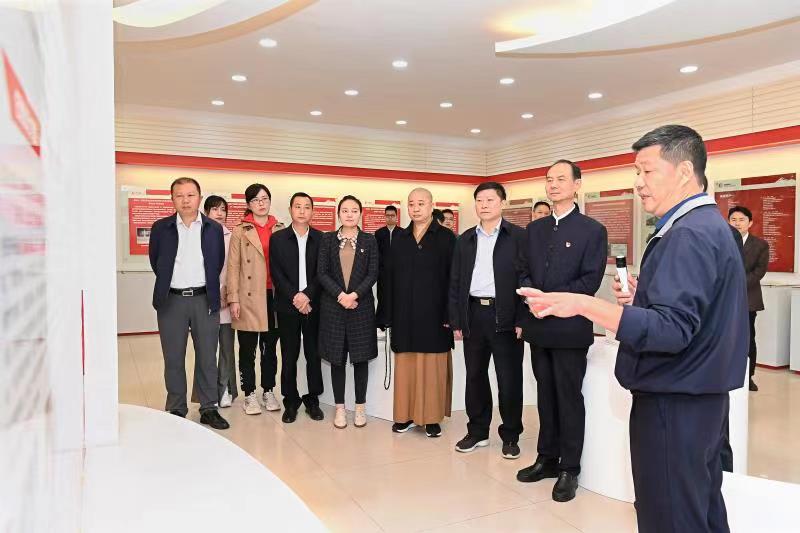 福建省人大常委會黨組書記、副主任雷春美和全國人大代表到順昌虹潤等地調研